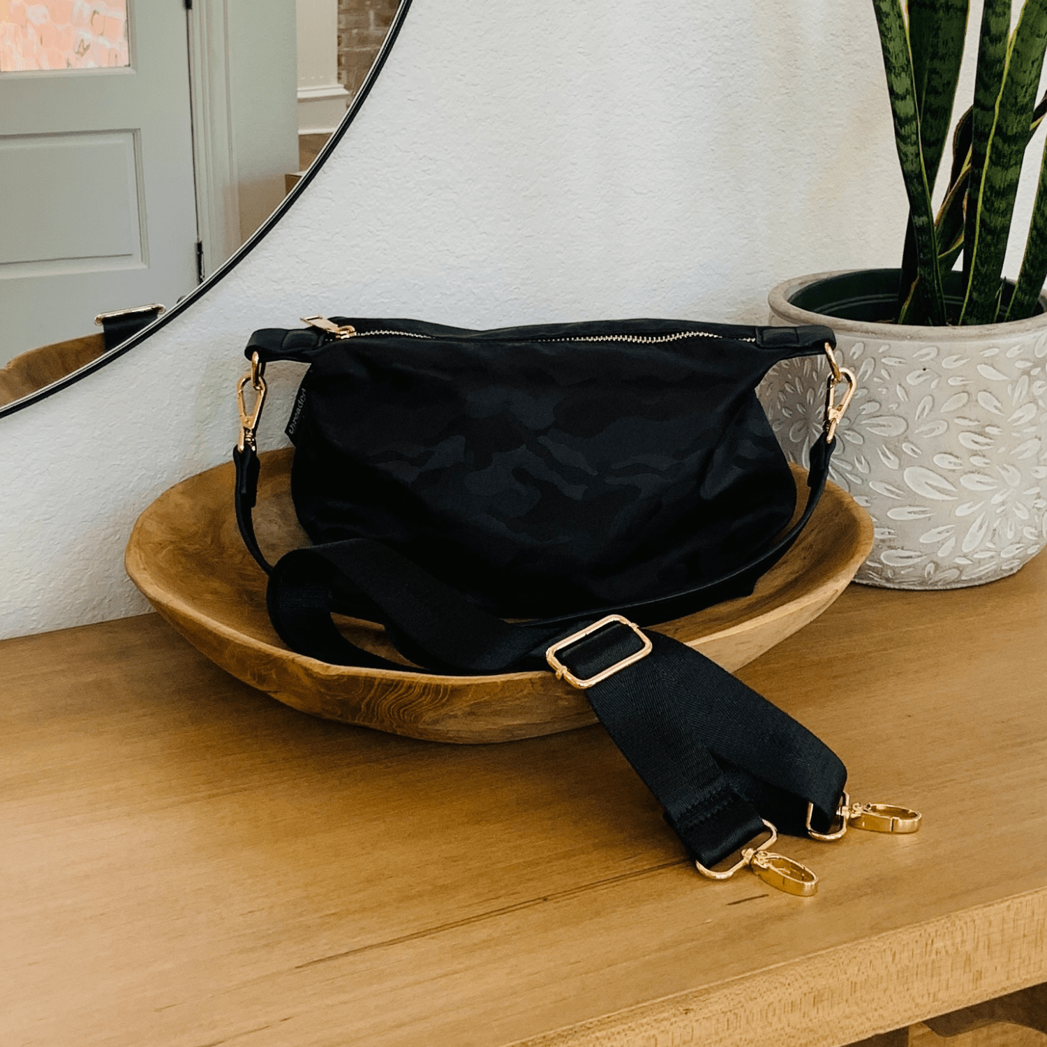 Everly Crossbody-6